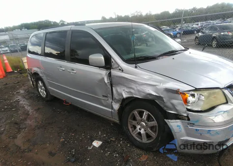 2008 Chrysler Town & Country Touring from USA, damaged, VIN 2A8HR54P68R754561